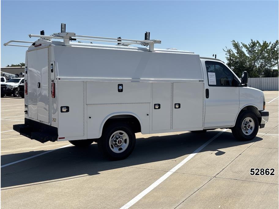 gmc savana cutaway 2021 1GD07RF72M1203522 image gmc savana cutaway 2021 1GD07RF72M1203522 image